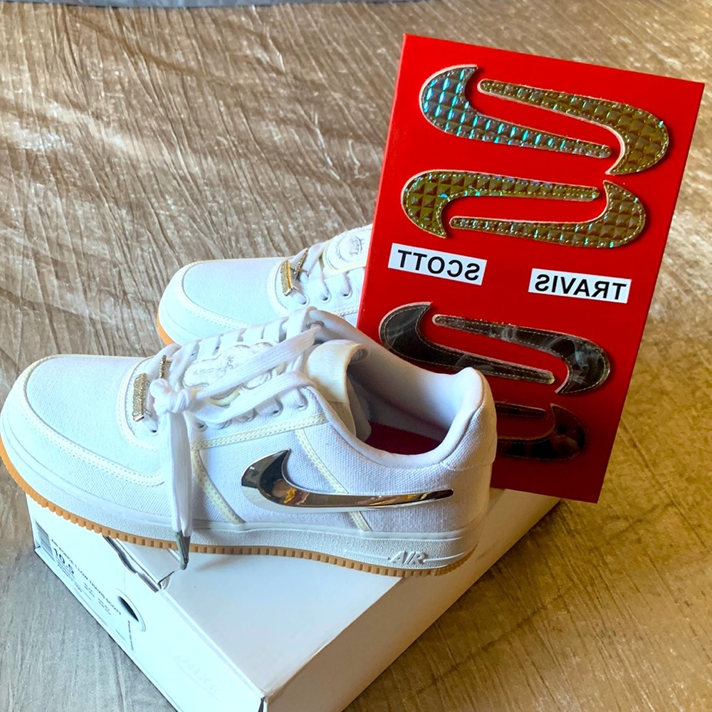 Air Force 1 Low Travis Scott